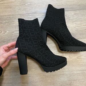 NWOT DKNY sock boots